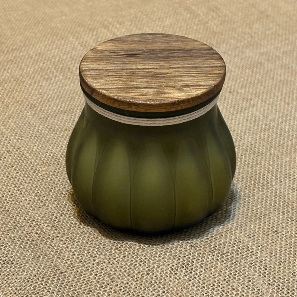 Pier 1 Pumpkin Woods Scented Pumpkin Shaped Glass Jar Candle Wooden Lid 7.8oz